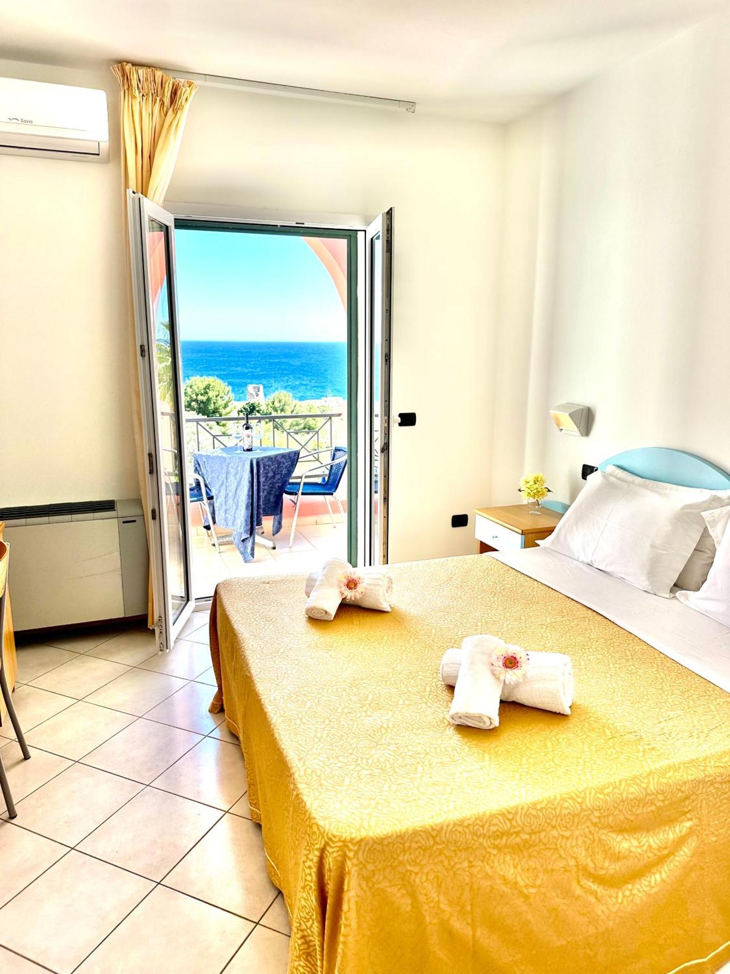 Hotel Alize Santa Cesarea Terme Ngoại thất bức ảnh